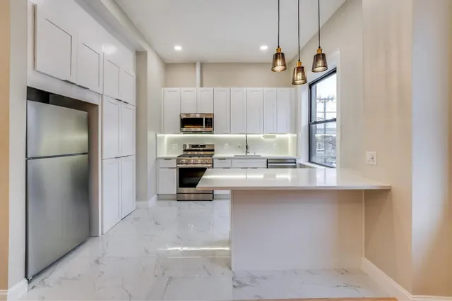 $2,700 | 3302 Palisade Avenue, Unit 2, Union City, NJ 07087