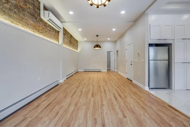 $2,700 | 3302 Palisade Avenue, Unit 2, Union City, NJ 07087