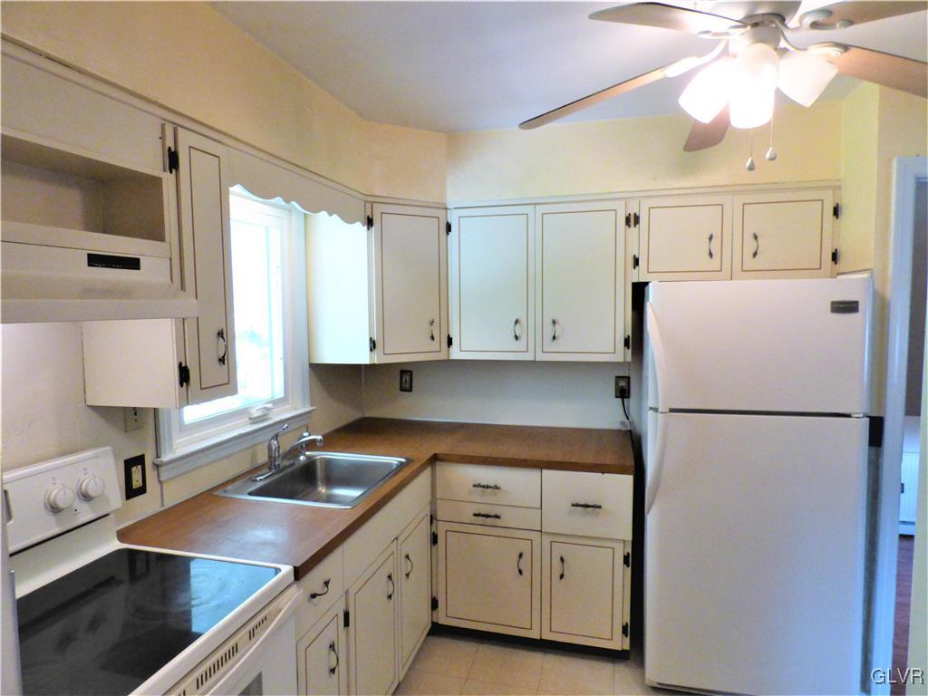 3015 Shakespeare Road Bethlehem, PA 18017 - Photo 8 of 21 Gallery Image 8