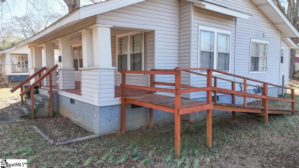 215 Louisiana Street Honea Path, SC 29654 - Photo 4 of 26