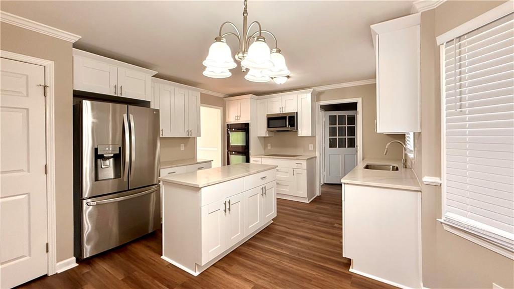 1735 Ridgefield Drive Roswell, GA 30075 - Photo 19 of 53