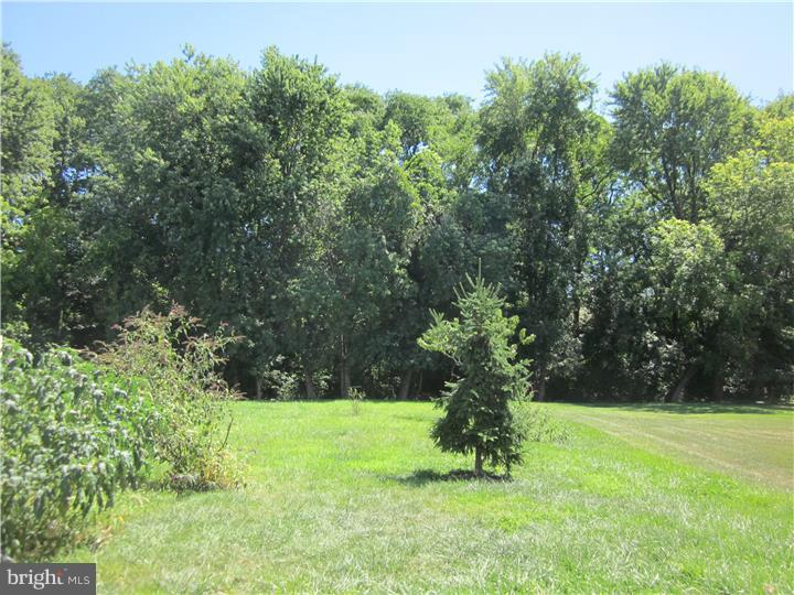 9757 Krewstown Road Philadelphia, PA 19115 - Photo 6 of 6 View in Back