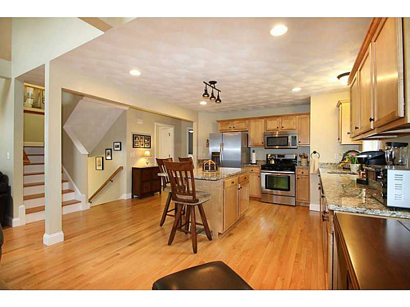 18 Bayview Exeter, RI 02822 - Photo 9 of 24 Kitchen.