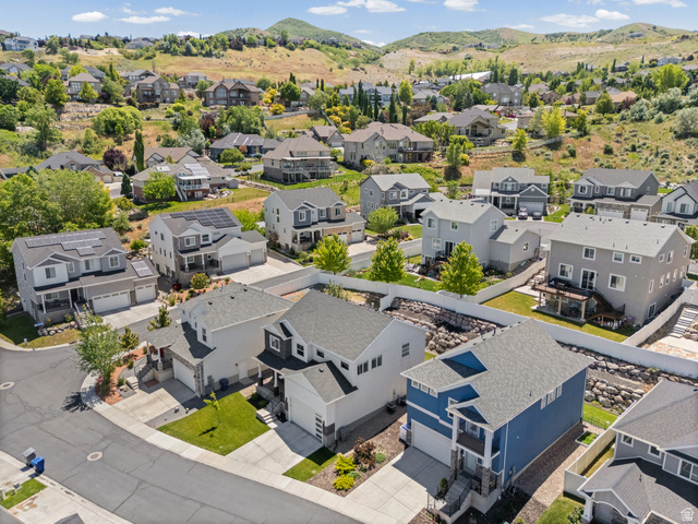234 Ridgeline Way North Salt Lake, UT 84054 - Photo 10 of 44