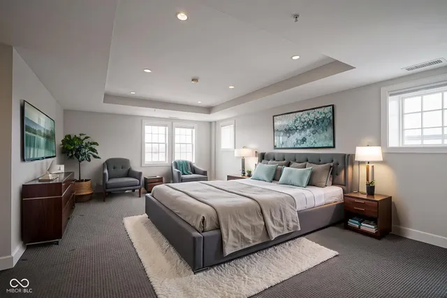 $1,295,000 | 30 West Main Street, Unit 3D, Carmel, IN 46032