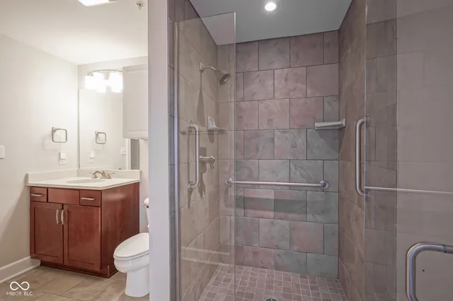 $1,295,000 | 30 West Main Street, Unit 3D, Carmel, IN 46032