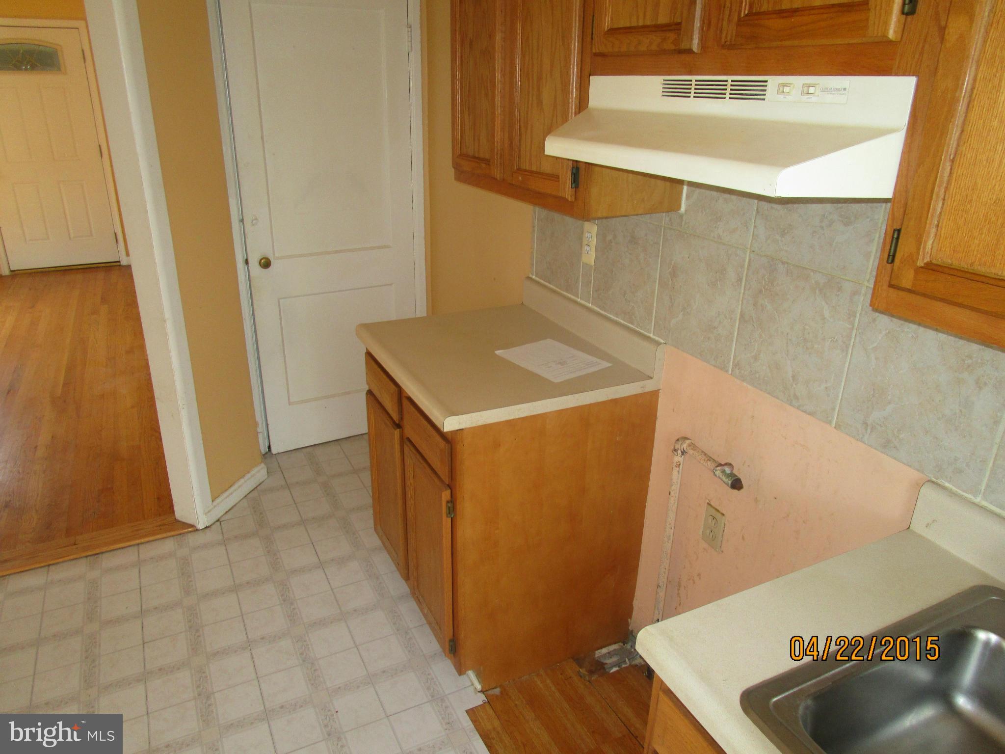 7210 East Forest Road Landover, MD 20785 - Photo 2 of 11 Kitchen