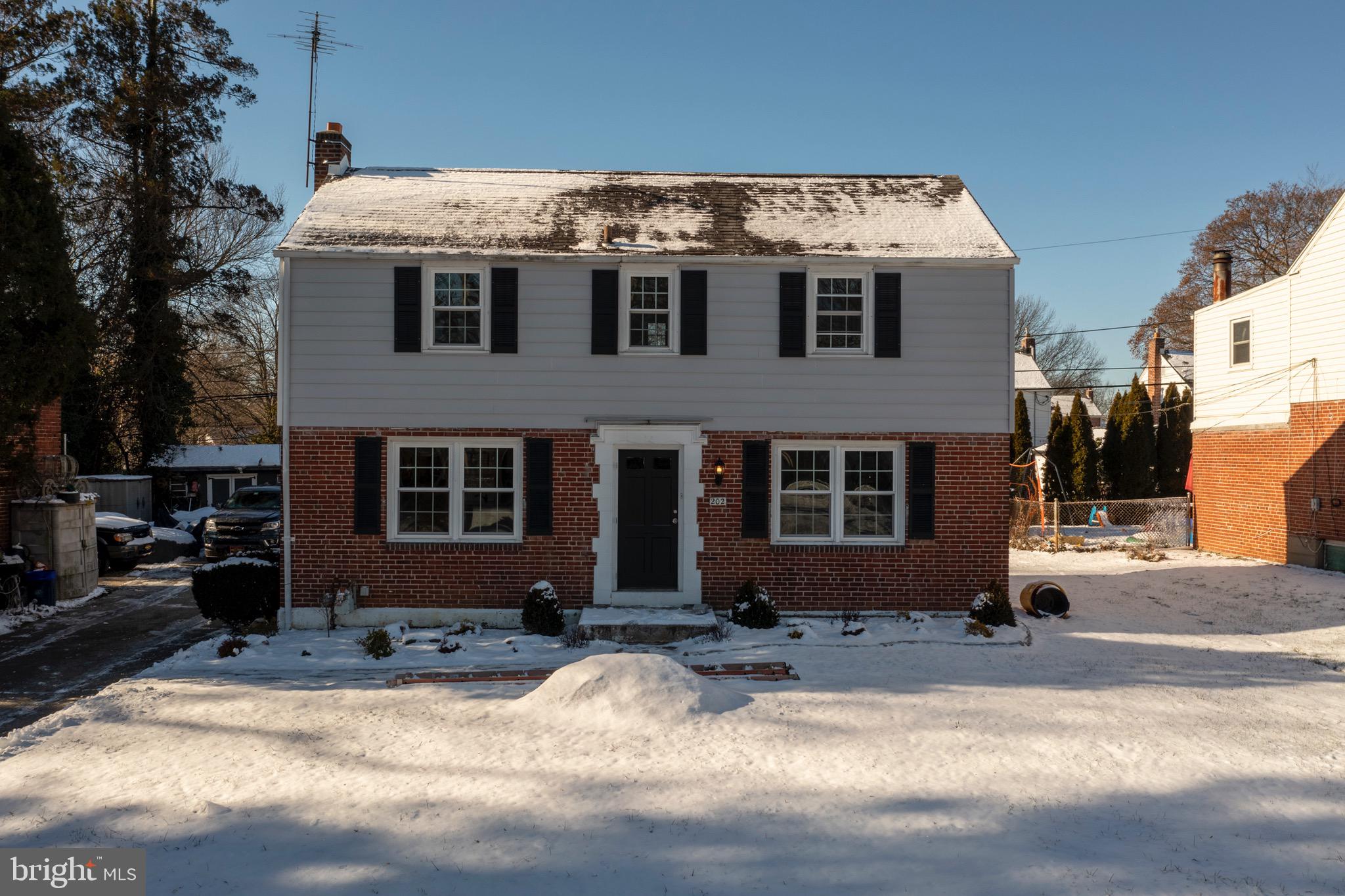 202 Earlington Road Havertown, PA 19083 - Photo 3 of 34