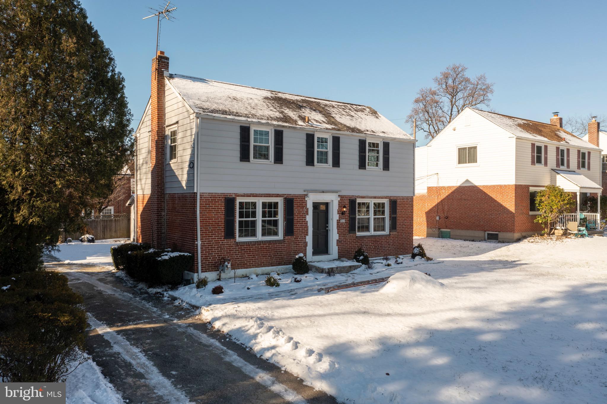 202 Earlington Road Havertown, PA 19083 - Photo 5 of 34