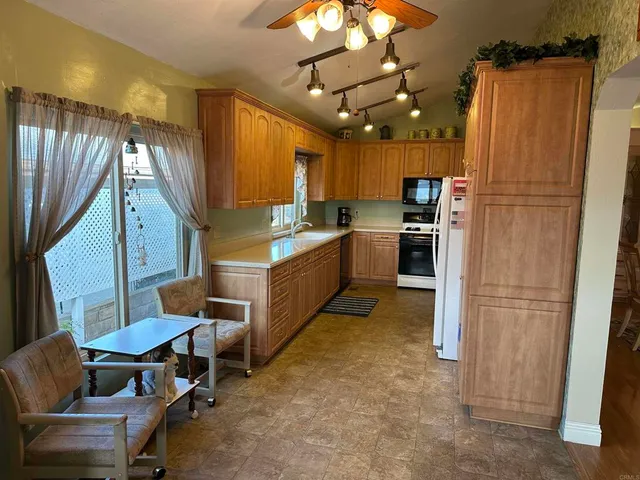 $599,000 | 5252 Harvest Court, Oceanside, CA 92057