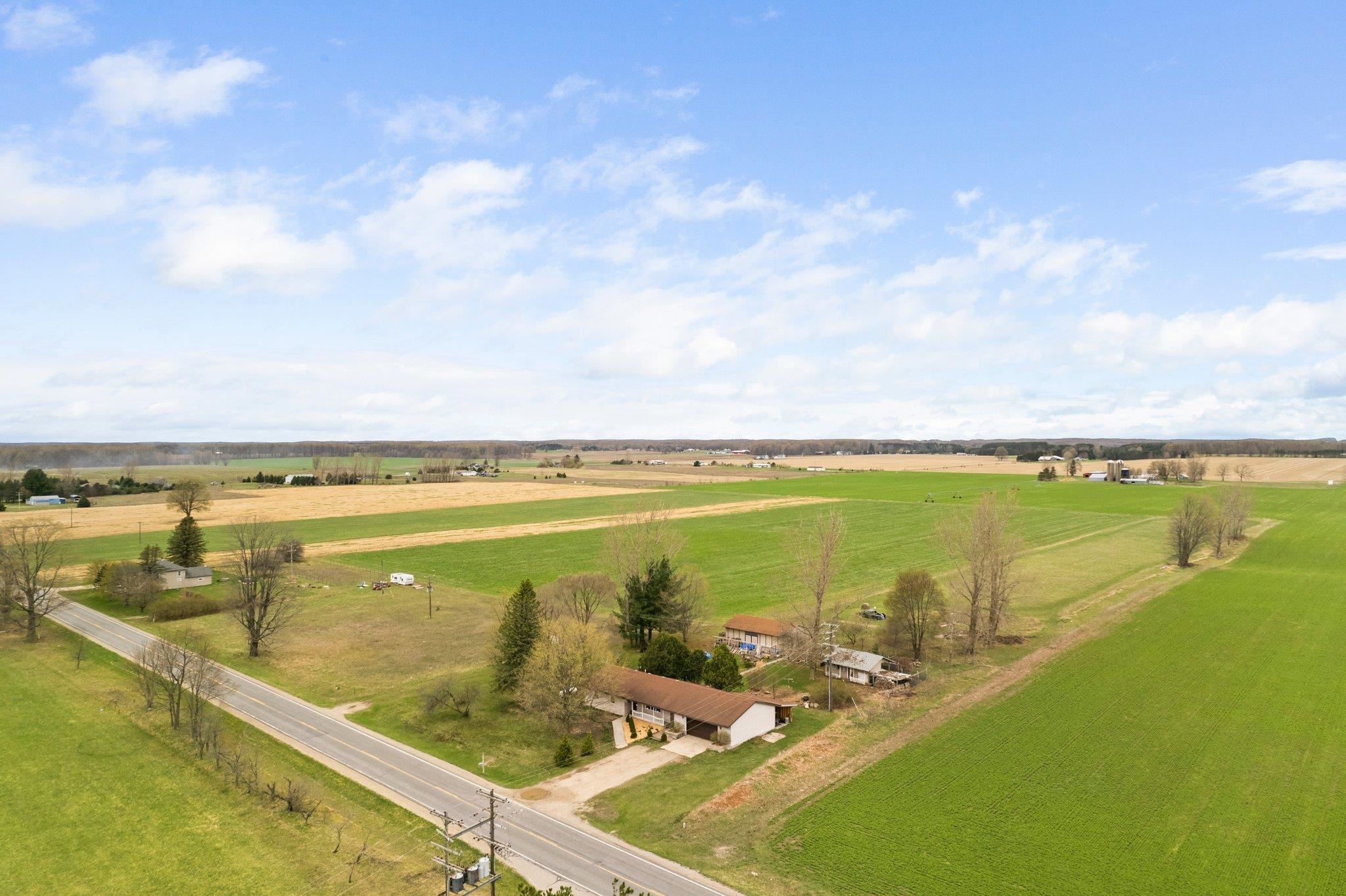 5510 West County Line Road Buckley, MI 49620 - Photo 39 of 41