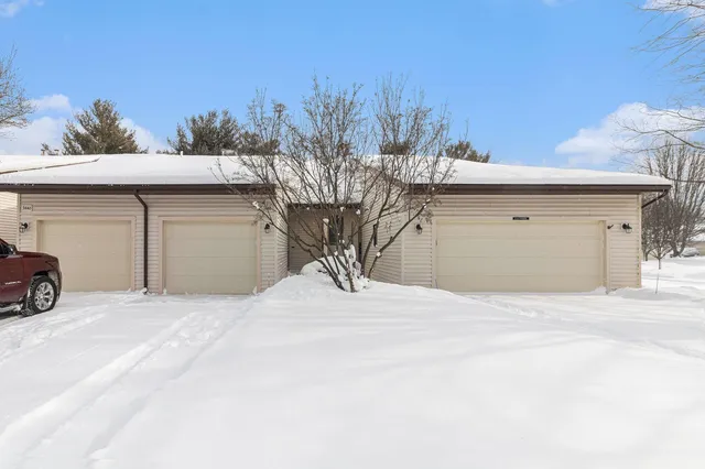 $234,900 | 3448 Stonegate Lane Southwest, Wyoming, MI 49519