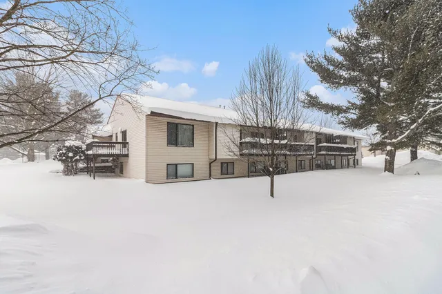 $234,900 | 3448 Stonegate Lane Southwest, Wyoming, MI 49519