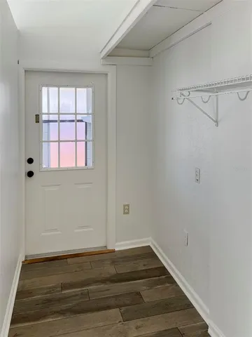 $2,450 | 3957 Proctor Road, Sarasota, FL 34233