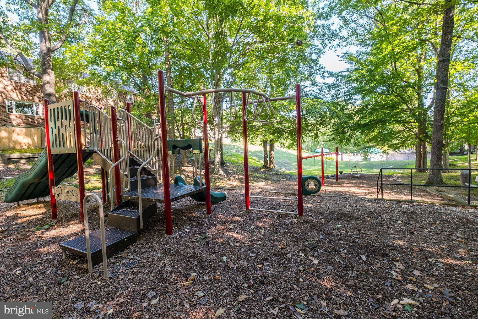 5902 Kingsford Road Springfield, VA 22152 - Photo 15 of 19 Community Playground