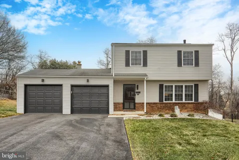 $335,000 | 850 Cardinal Drive, Harrisburg, PA 17111