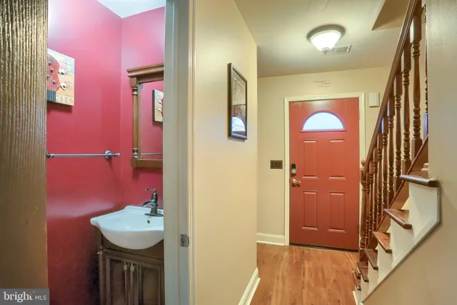 $335,000 | 850 Cardinal Drive, Harrisburg, PA 17111