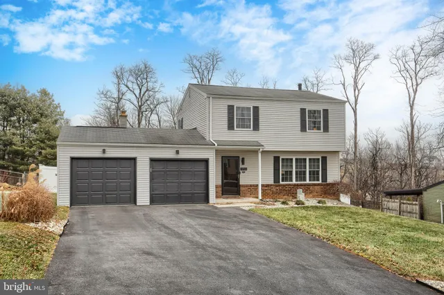 $335,000 | 850 Cardinal Drive, Harrisburg, PA 17111