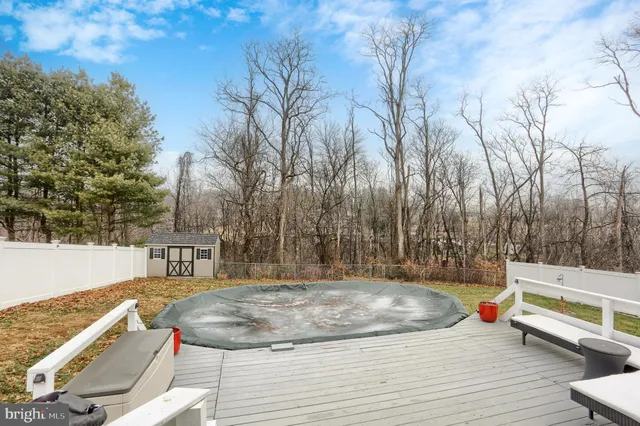 $335,000 | 850 Cardinal Drive, Harrisburg, PA 17111