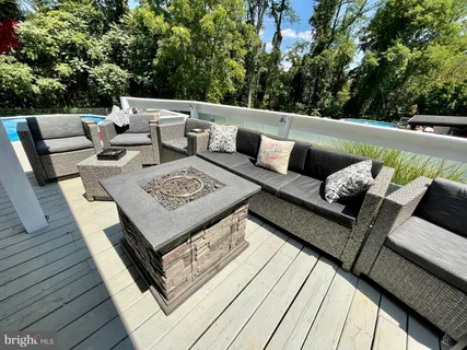 $335,000 | 850 Cardinal Drive, Harrisburg, PA 17111