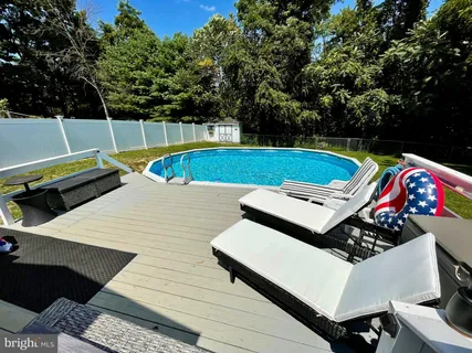 $335,000 | 850 Cardinal Drive, Harrisburg, PA 17111