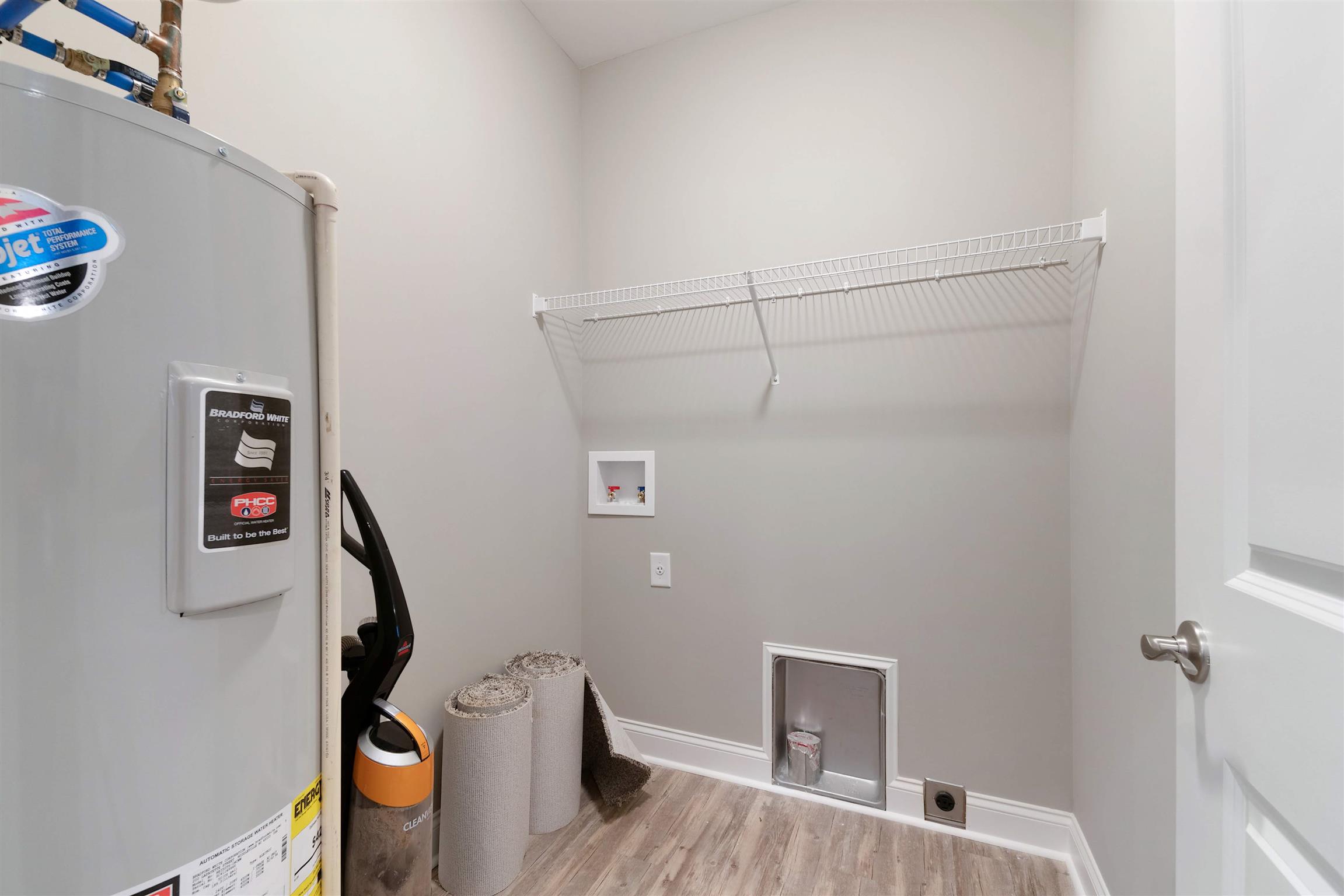 4760 Somerville Road Cross Plains, TN 37049 - Photo 28 of 30 a bathroom with a shower