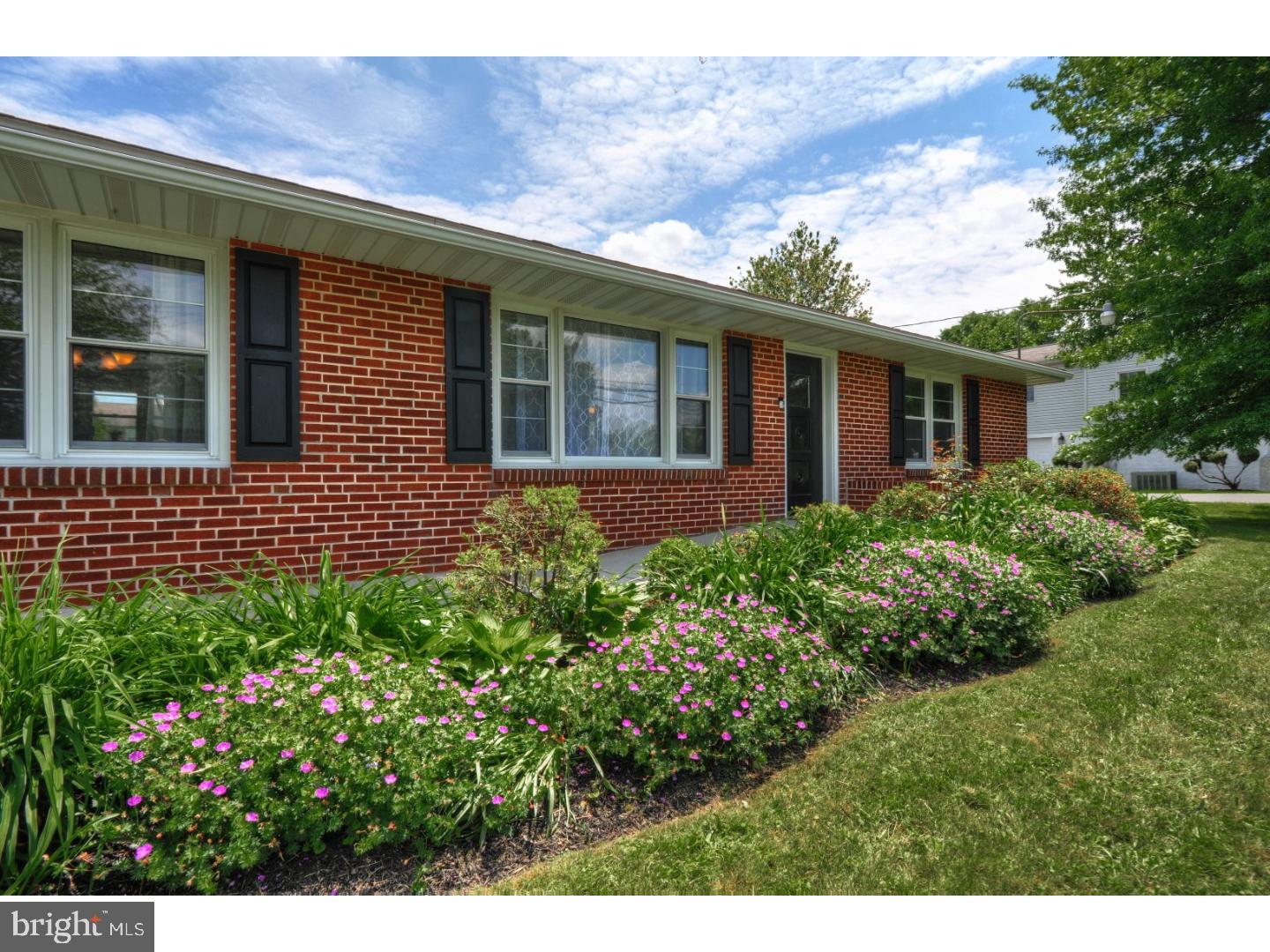 2322 Rhoads Road Pottstown, PA 19464 - Photo 3 of 25 Exterior Front