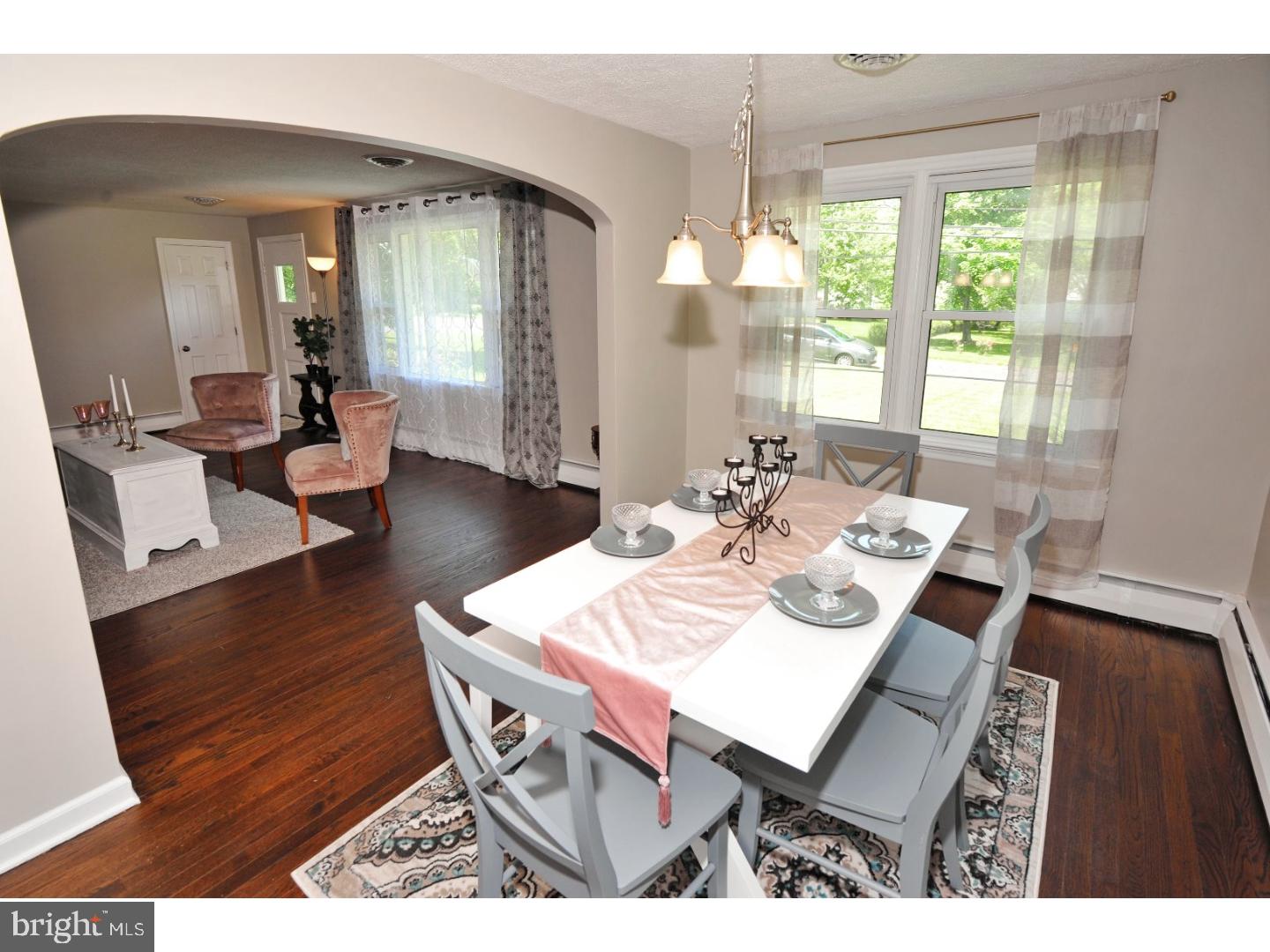 2322 Rhoads Road Pottstown, PA 19464 - Photo 9 of 25 Dining Room