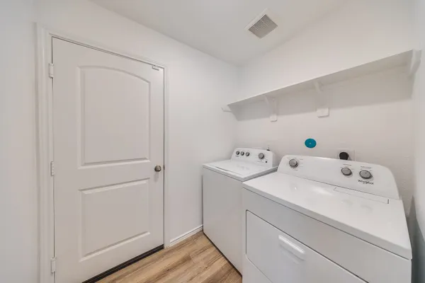 $2,000 | 1134 Sultana Spgs Court, Houston, TX 77090