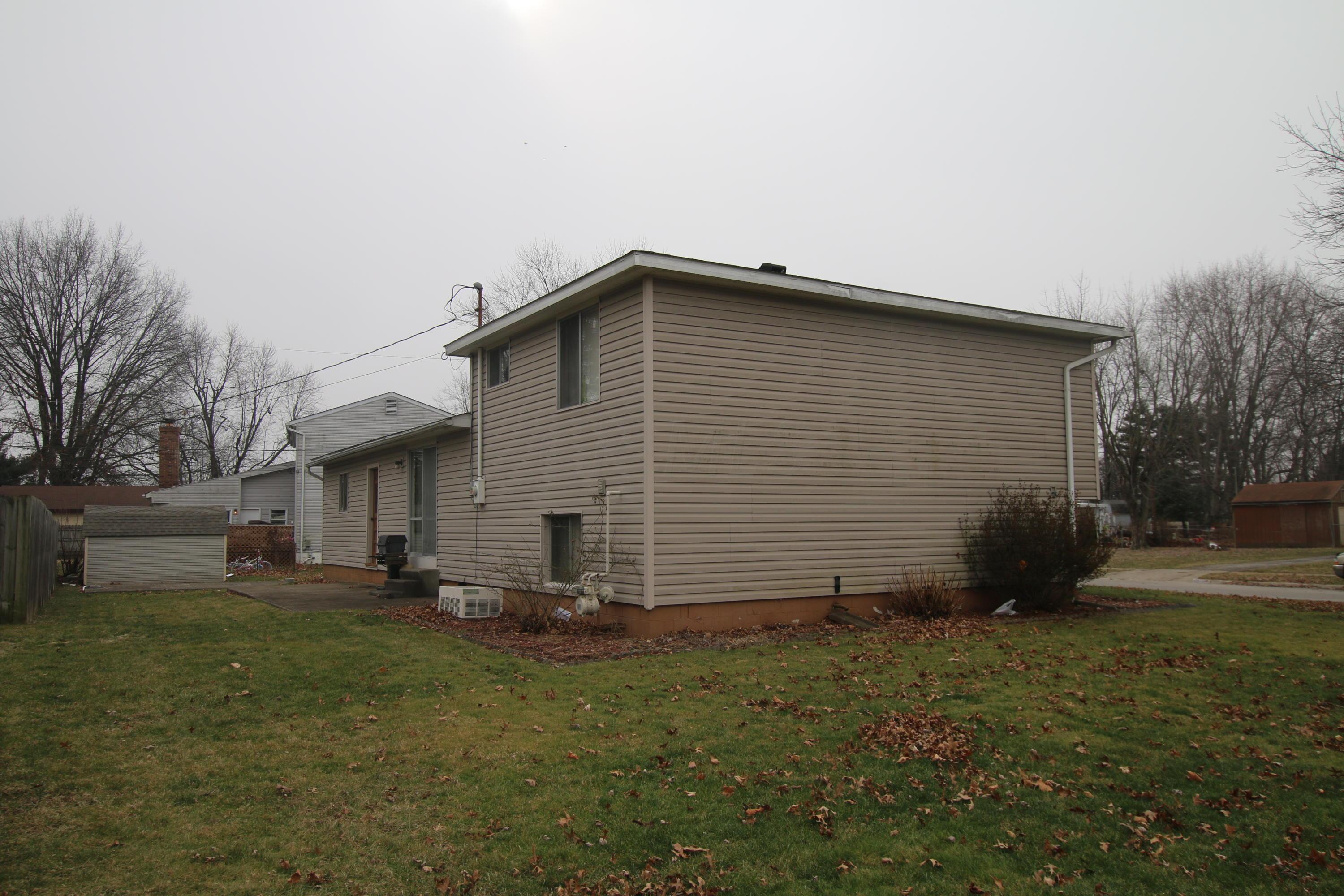2876 Ronda Road Columbus, OH 43232 - Photo 3 of 16 Gallery Image 3