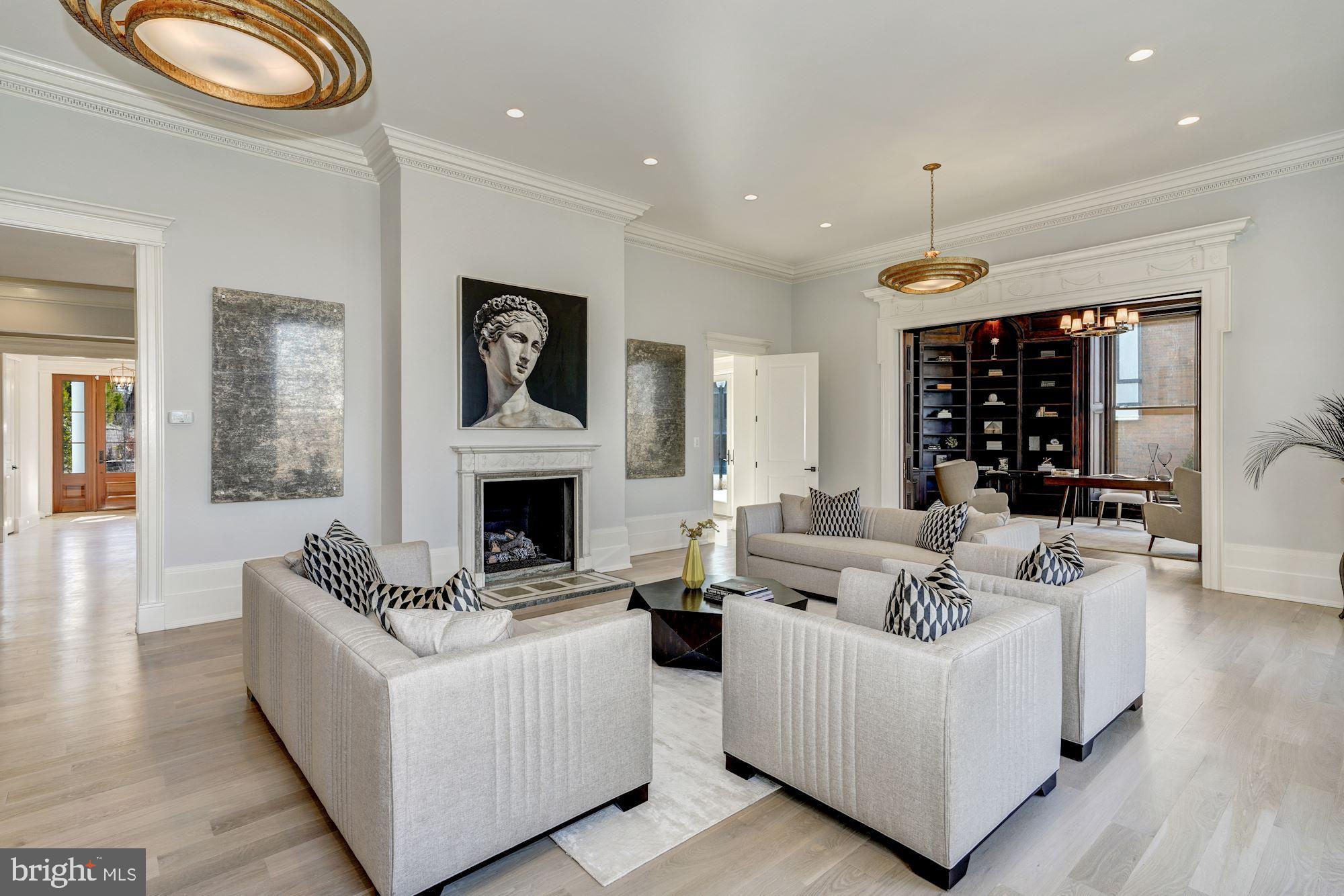 613 Brookes Ridge Court Bethesda, MD 20816 - Photo 3 of 32