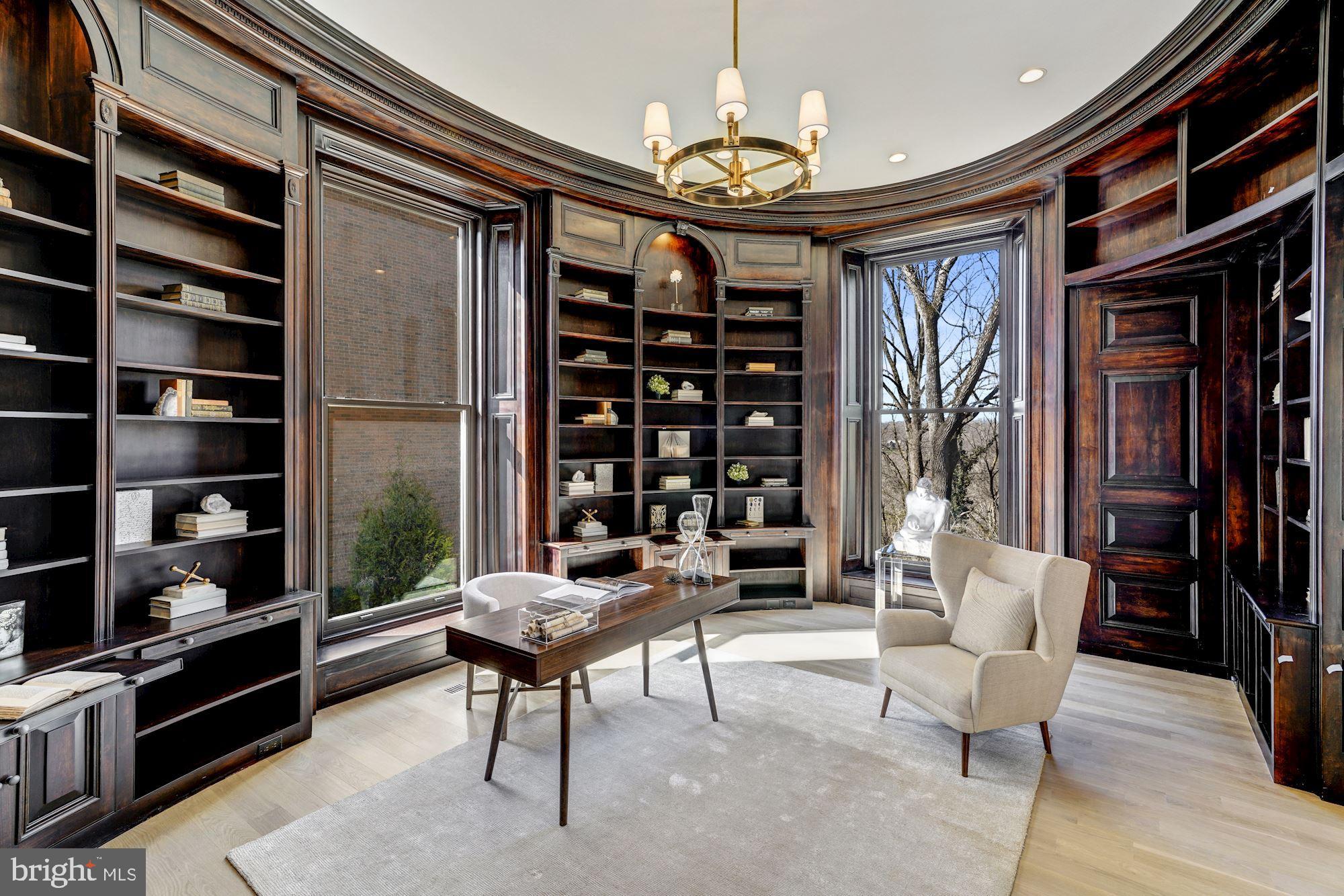 613 Brookes Ridge Court Bethesda, MD 20816 - Photo 6 of 32