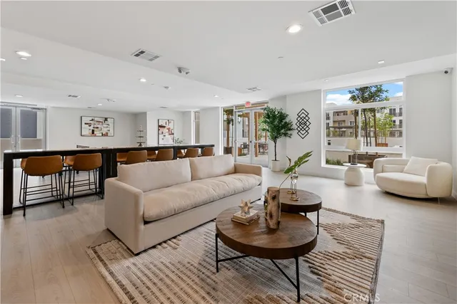 $715,000 | 168 South Monterey Street, Unit 313, Alhambra, CA 91801