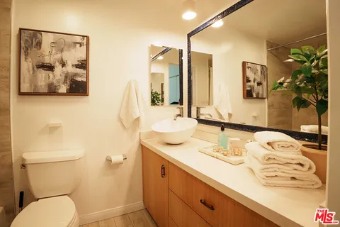 $899,000 | Undisclosed Address, West Hollywood, CA 90069