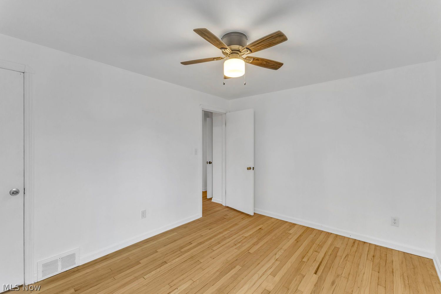 3098 Warren Road Cleveland, OH 44111 - Photo 16 of 37 Gallery Image 16