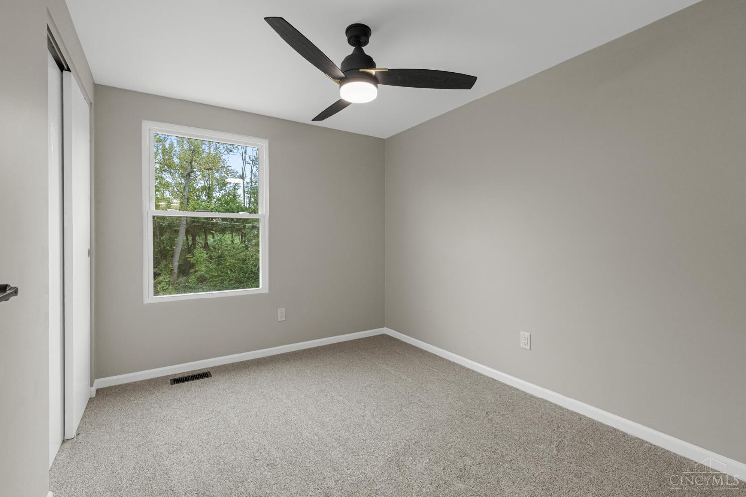 2618 Hunt Road Reading, OH 45236 - Photo 22 of 34 Gallery Image 22
