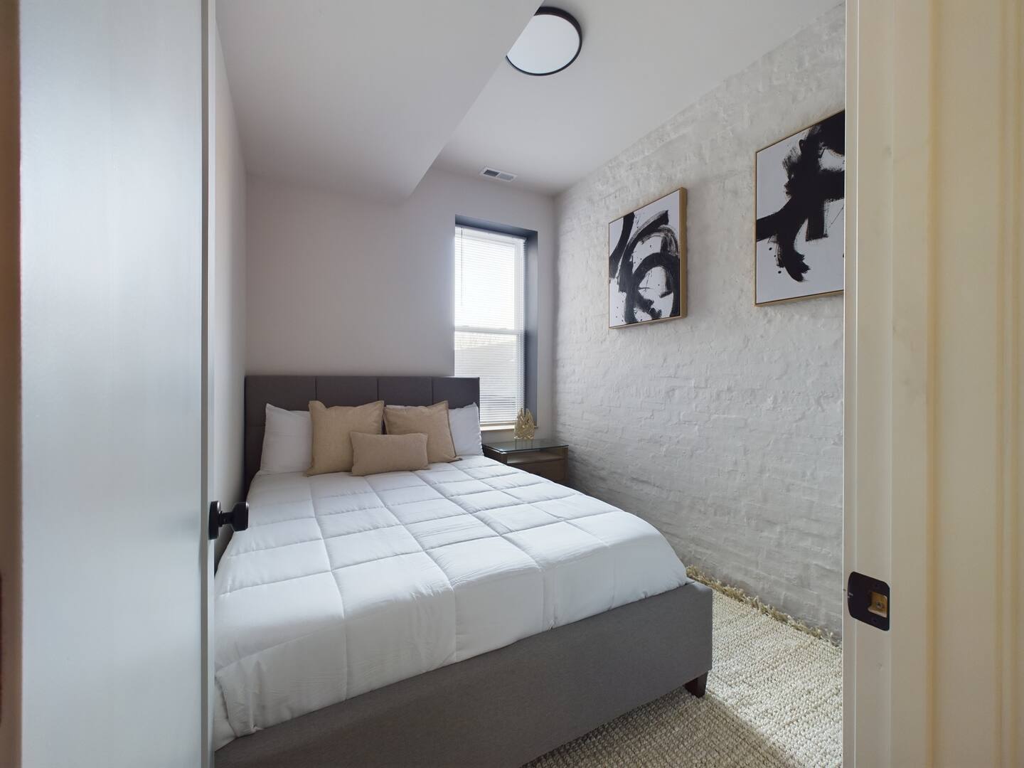 841 North Mozart Street, Unit 3R Chicago, IL 60622 - Photo 10 of 13