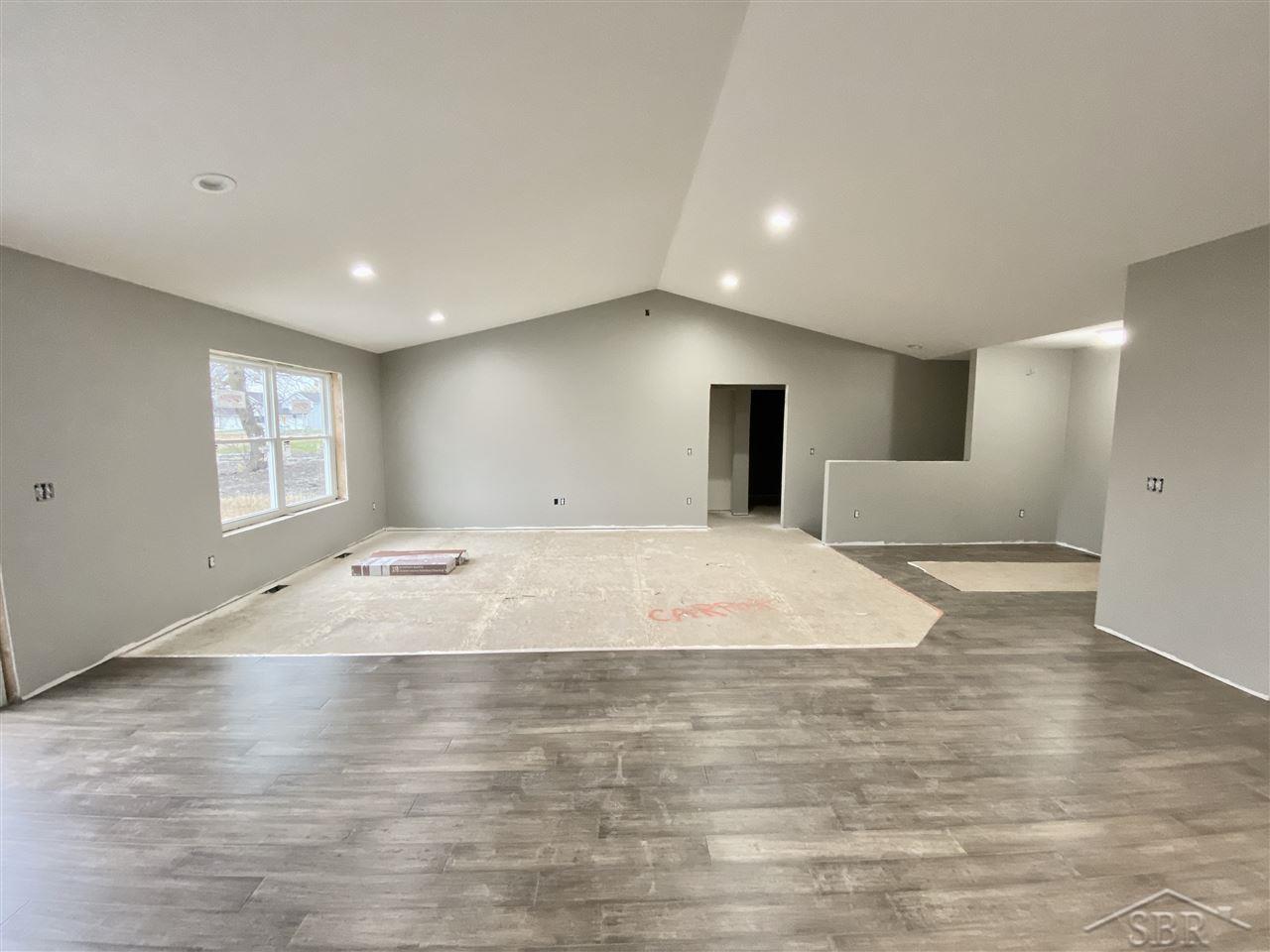 11490 Wilkinson Road Freeland, MI 48623 - Photo 6 of 17