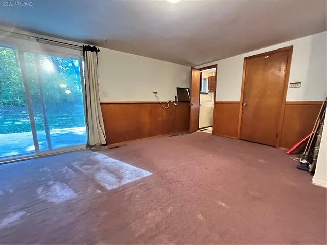 a view of empty room