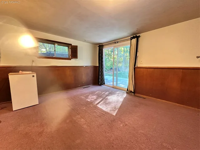 a bathroom with a sink and toilet