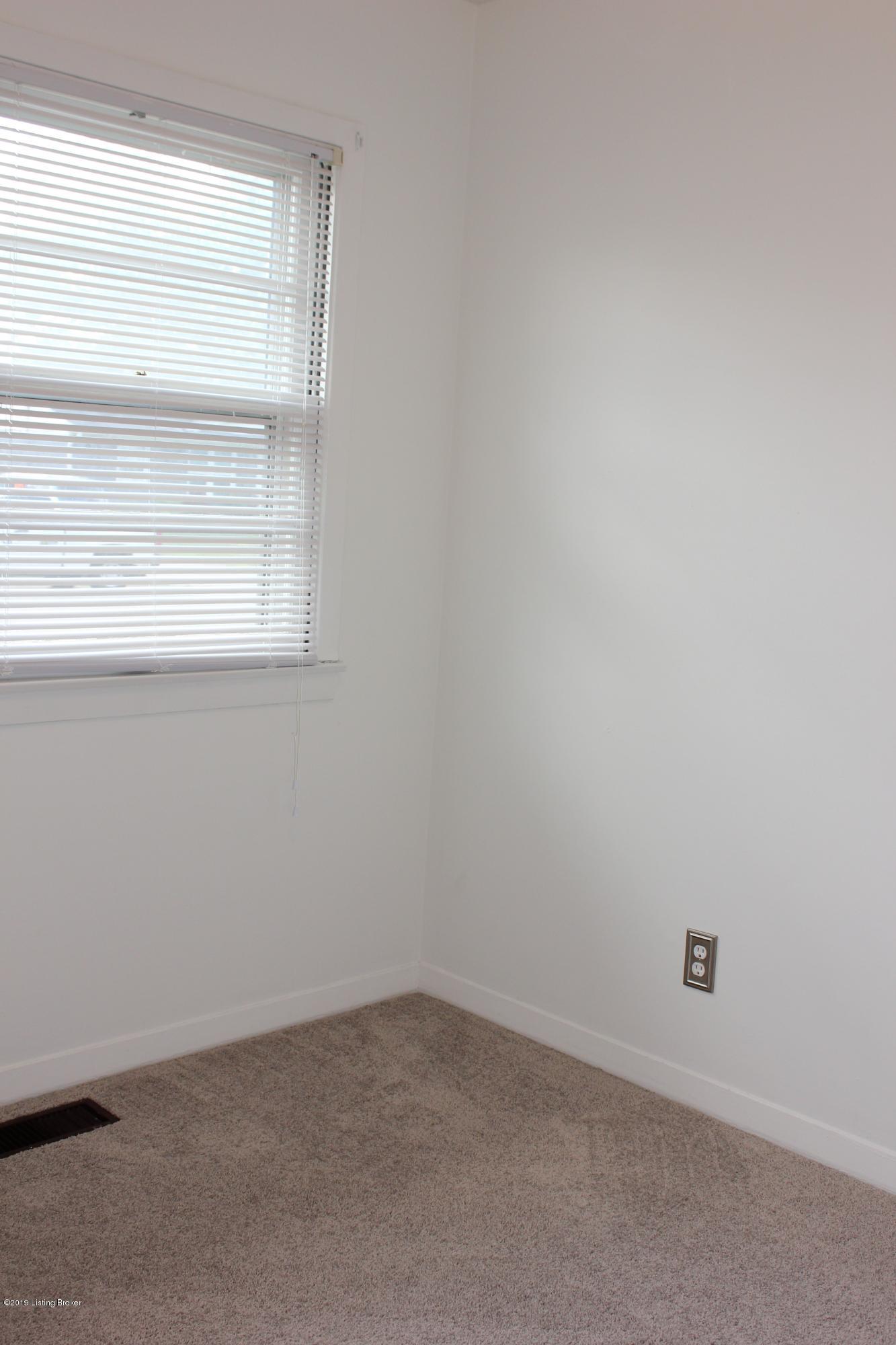 633 Edith Road Louisville, KY 40206 - Photo 21 of 31 bedroom 3-2