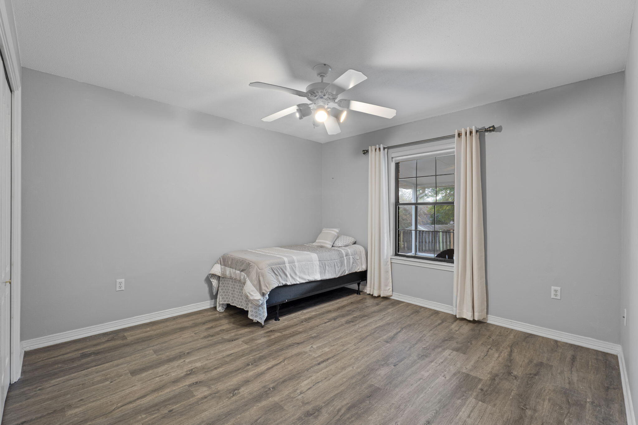 609 Lynn Brook West Crestview, FL 32539 - Photo 29 of 54 20-web-or-mls-Final-16