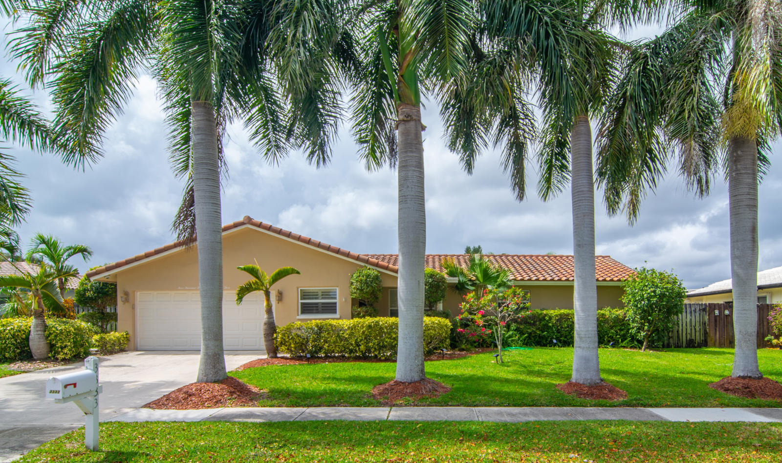 3333 Northwest 25th Way Boca Raton, FL 33434 - Photo 1 of 36 9BB3263B-4F56-43AD-AA8D-EF03D664EB36