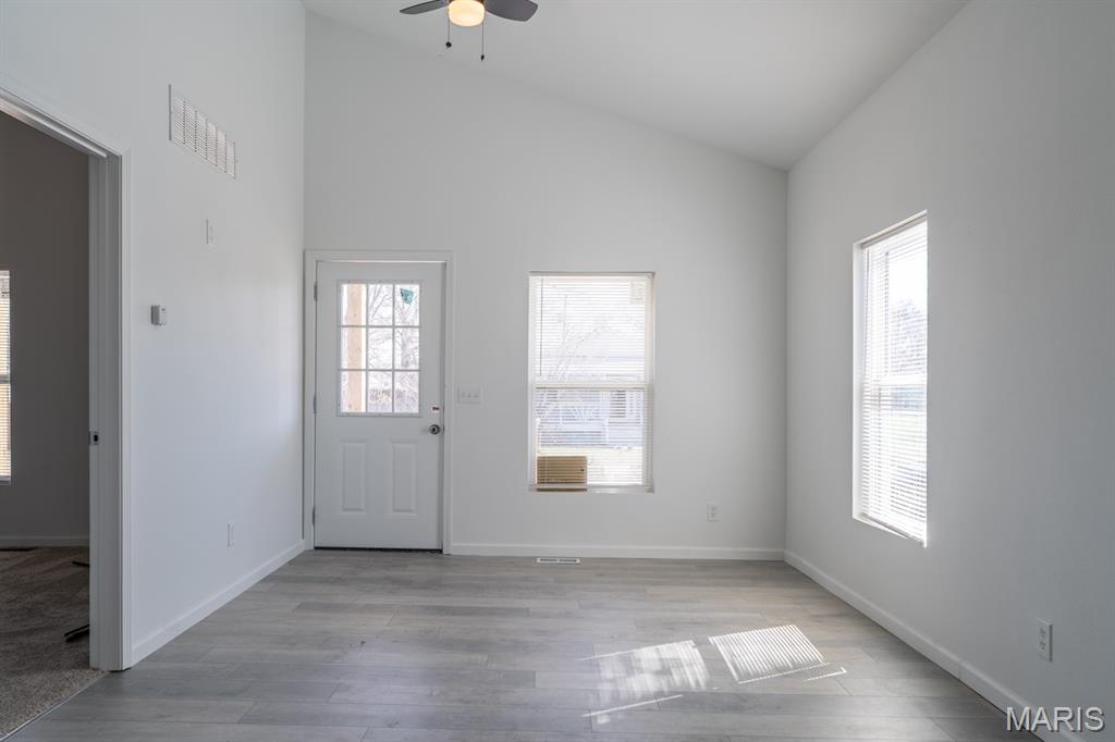 1111 Greenwood Street Madison, IL 62060 - Photo 11 of 27