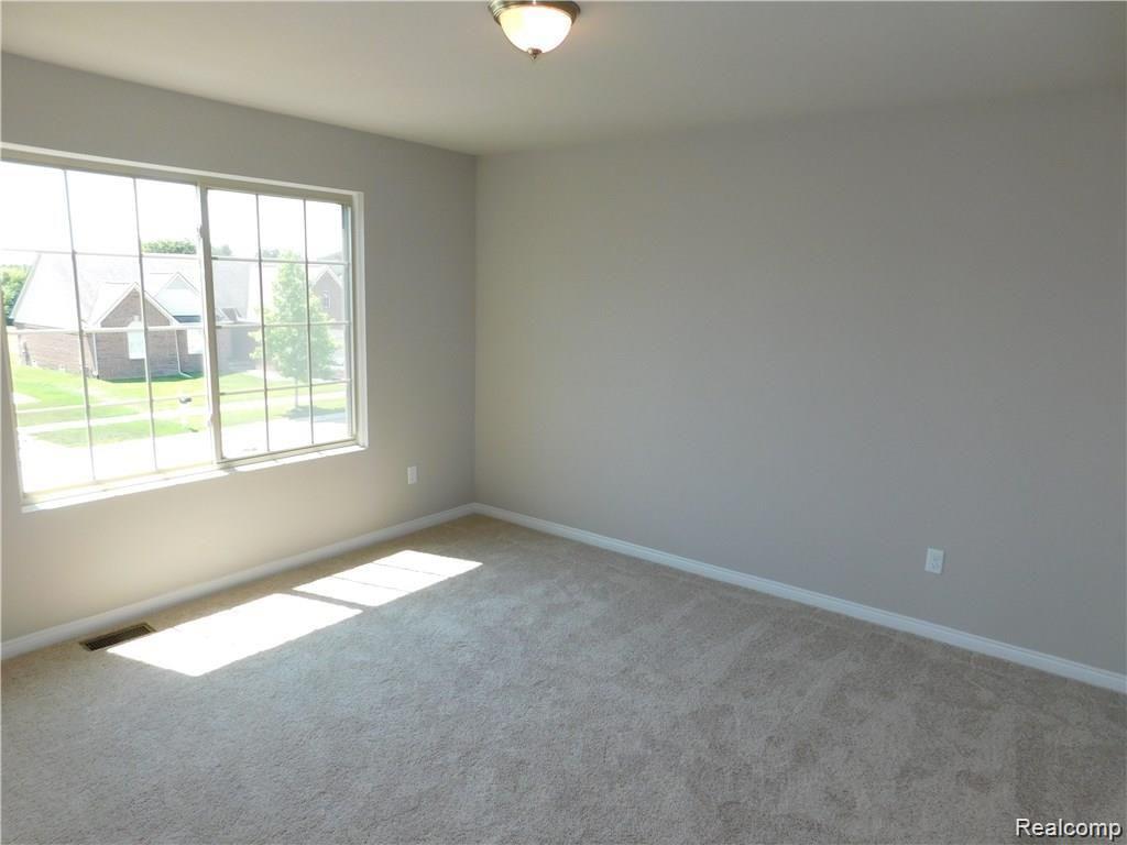 20955 Oak Ridge Drive Clinton Township, MI 48036 - Photo 14 of 20