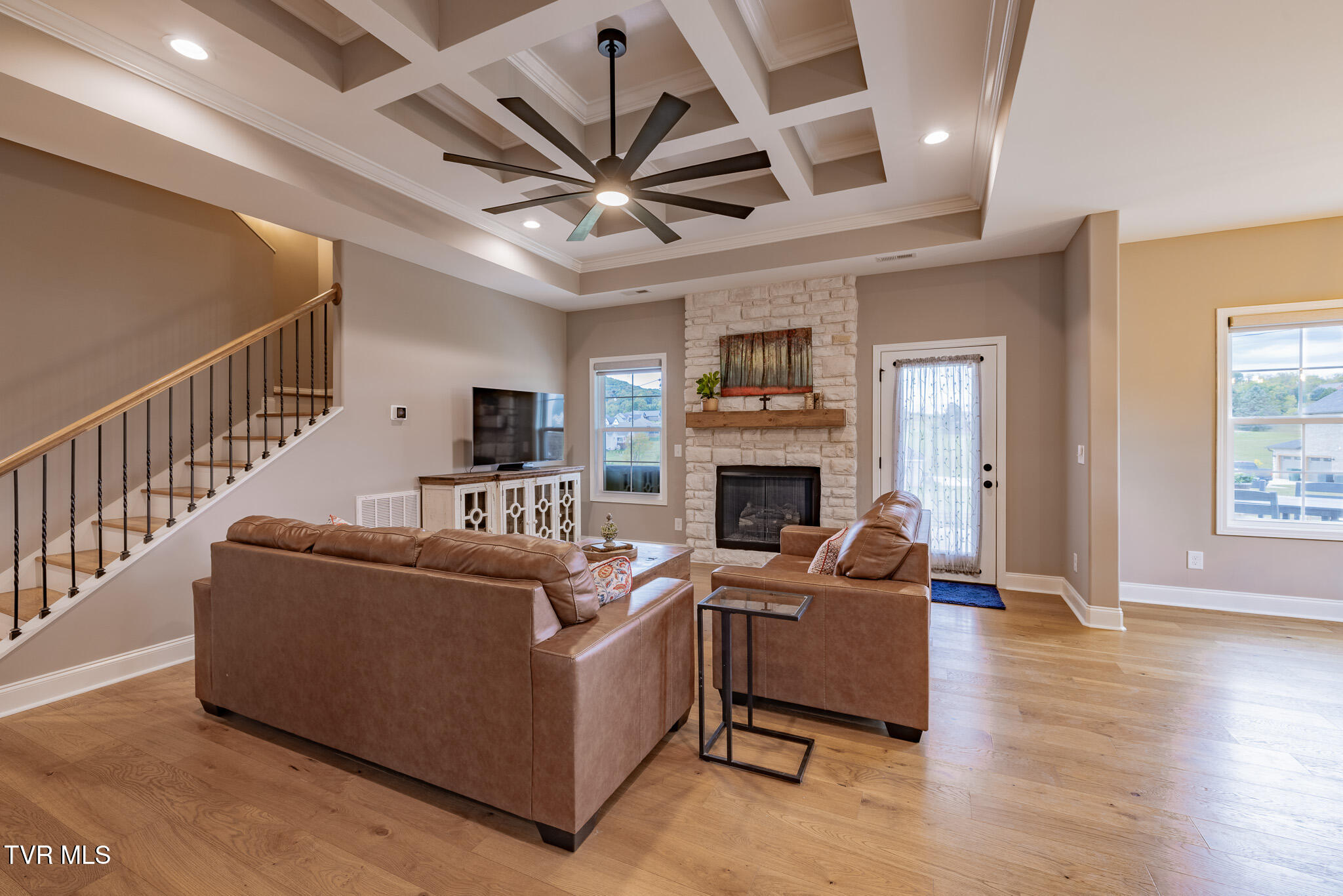 656 Uncle Buddys Way Jonesborough, TN 37659 - Photo 7 of 46 1R9A9958-HDR