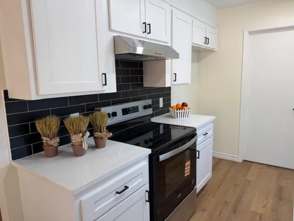 $2,495 | 108 Amory Drive, Benbrook, TX 76126