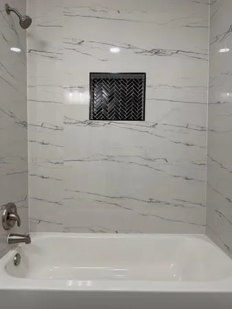 $2,495 | 108 Amory Drive, Benbrook, TX 76126