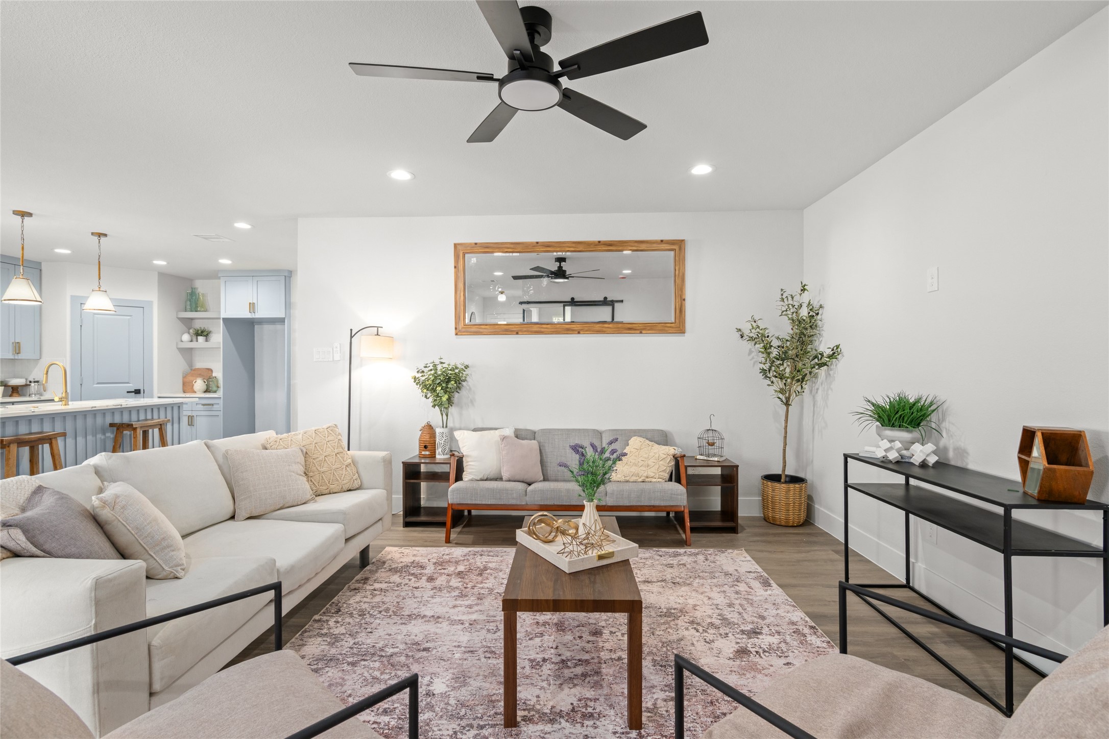 5420 Pease Street Houston, TX 77023 - Photo 6 of 43 a living room with furniture and a ceiling fan