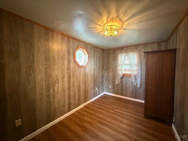 $2,300 | 211 Hartford Place, Utica, NY 13502